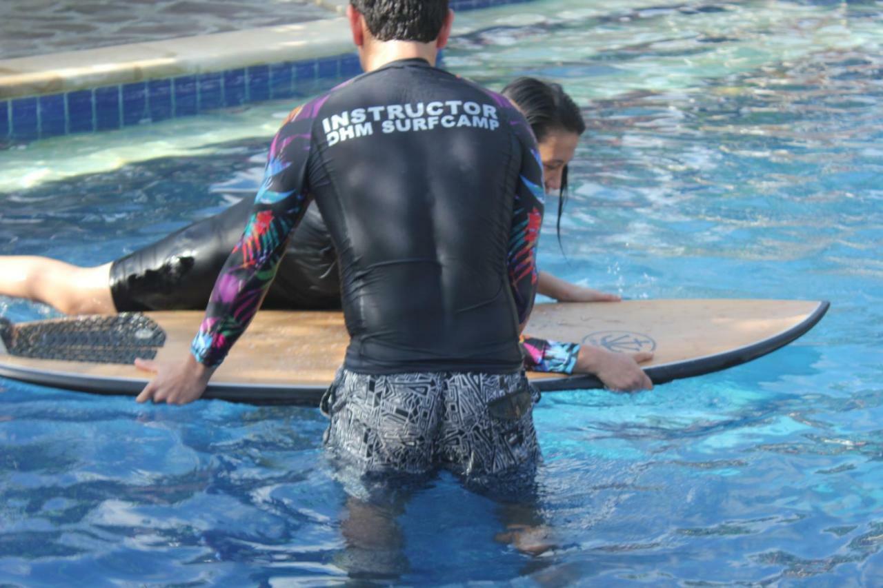 Dhm Surf VillaKuta  エクステリア 写真